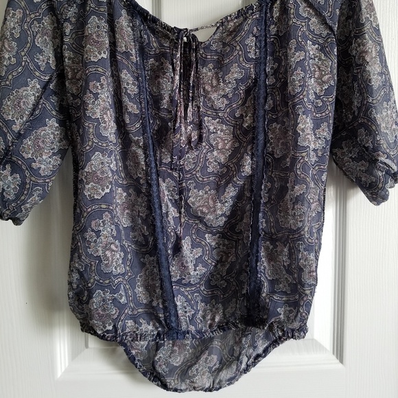 Sheer blouse - Picture 2 of 2